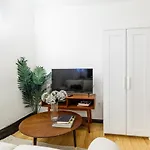 Apartment 190: Upper East Side